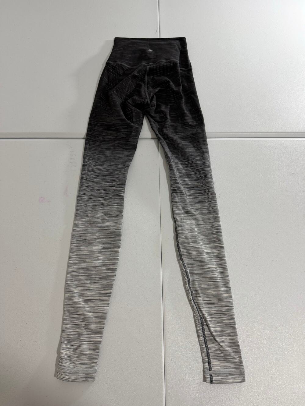 Lululemon High Rise Leggings Ombre Space Dye Black White Gray Womens Full Length